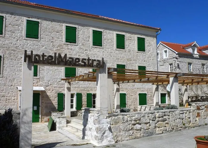 Hotel Maestral