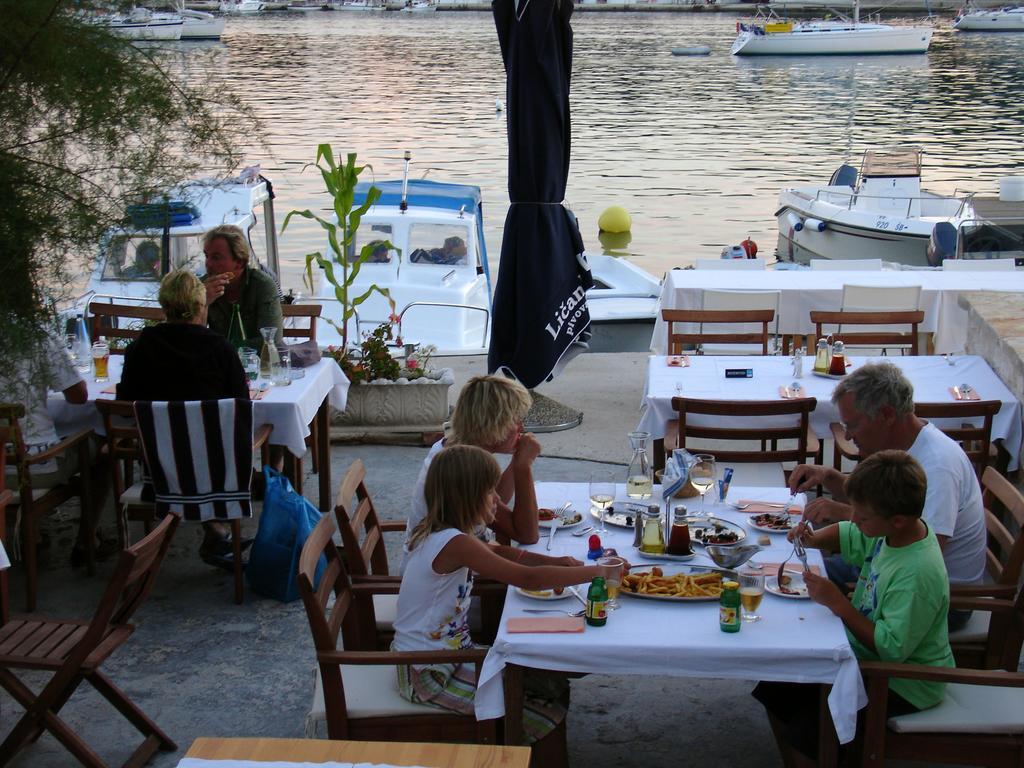 Maestral Hotel Prvić Luka
